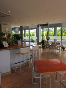 雰囲気のよい店内